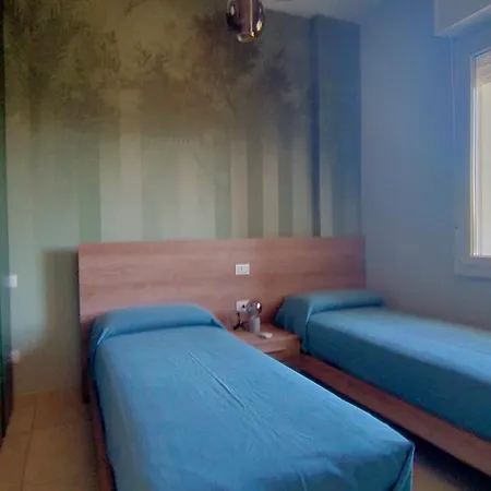 Trilocale Fronte Mare Con Inclusa Taunus Vacanze Cod 494 * Marcelli